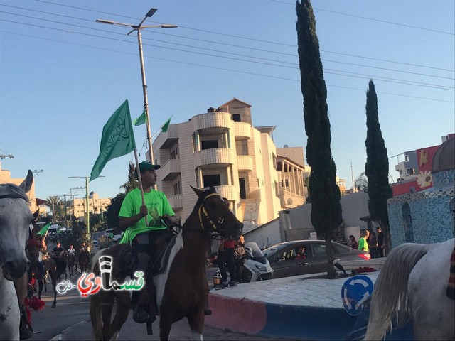 فيديو : الخياله القسماوية تجوب شوارع المدينة في مسيرة احتفالية بقدوم شهر رمضان المبارك 